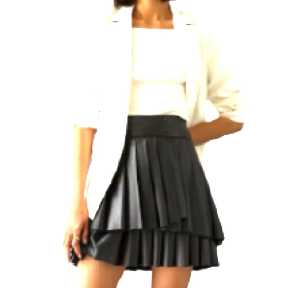 Anthropologie Maeve Whimsy Goth Black Faux Leather Pleated Mini Skirt - Picture 5 of 12